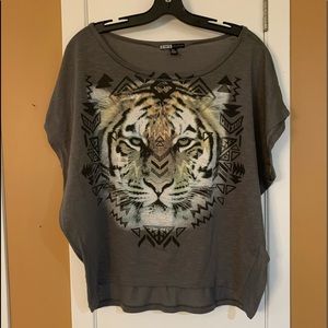 Gray Tiger Graphic Scoop Neck Women's Top